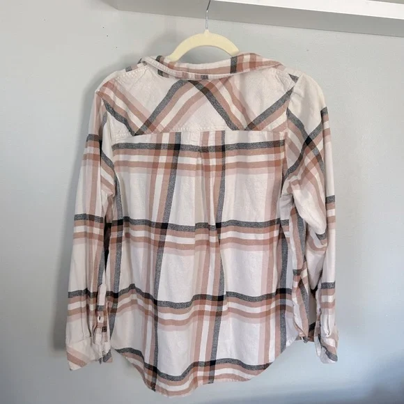 Flannel Button Up Petite Large - Picture 2 of 3